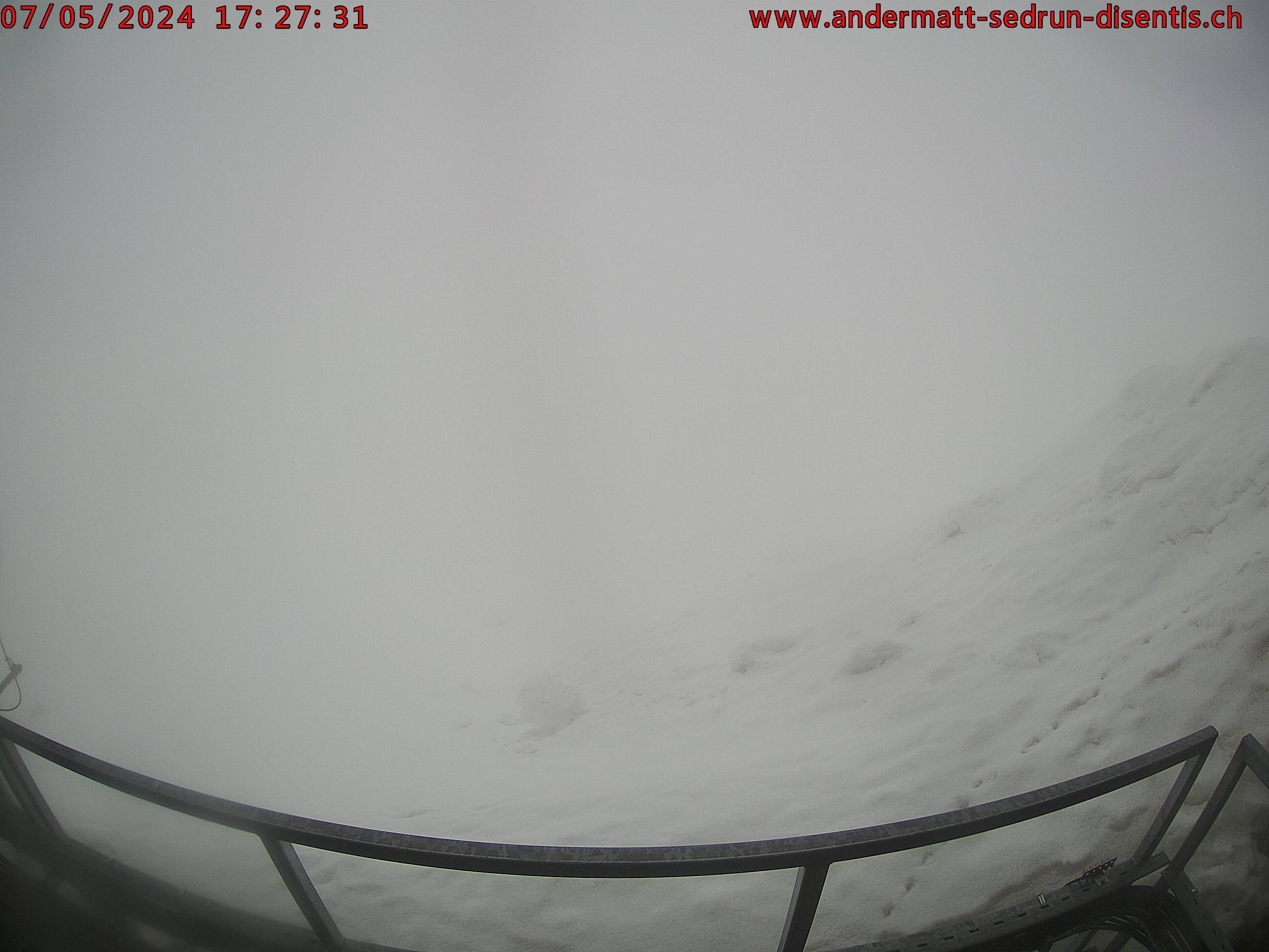 Ski Arena Andermatt webcam - Naetschen top ski station